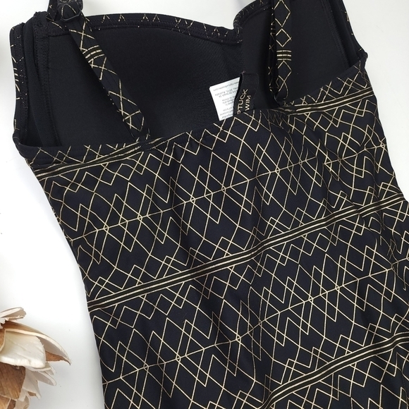 NipTuck Swim Black Gold One Piece Swimsuit Sz 8 - Picture 8 of 11